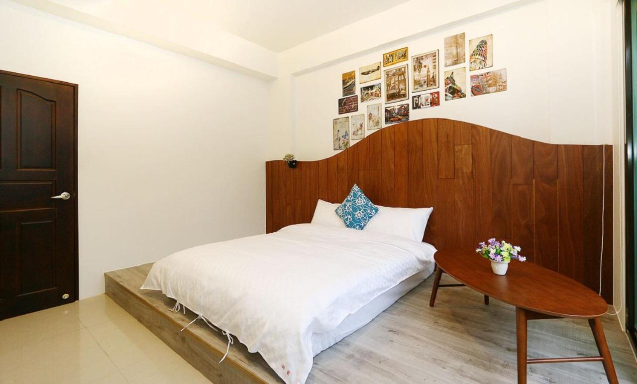 Lan Yue Homestay Toucheng Bagian luar foto