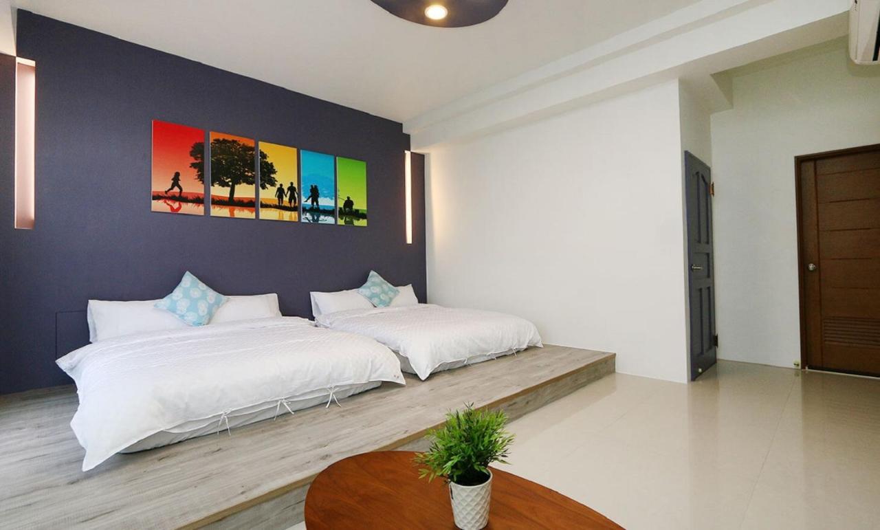 Lan Yue Homestay Toucheng Bagian luar foto